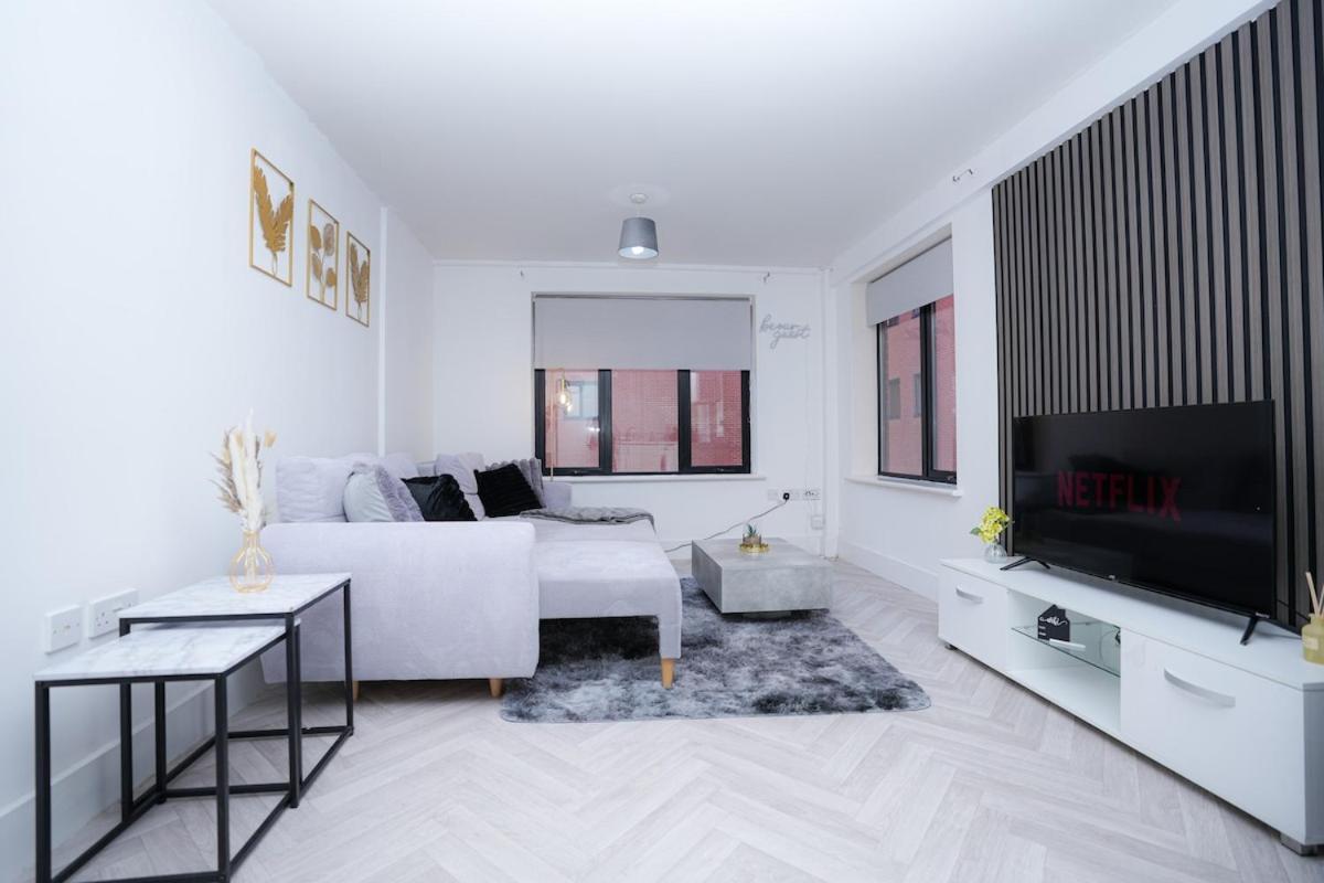 2 Bed - Bham Centre, Next To Utility Arena - Free Parking! Apartment Birmingham