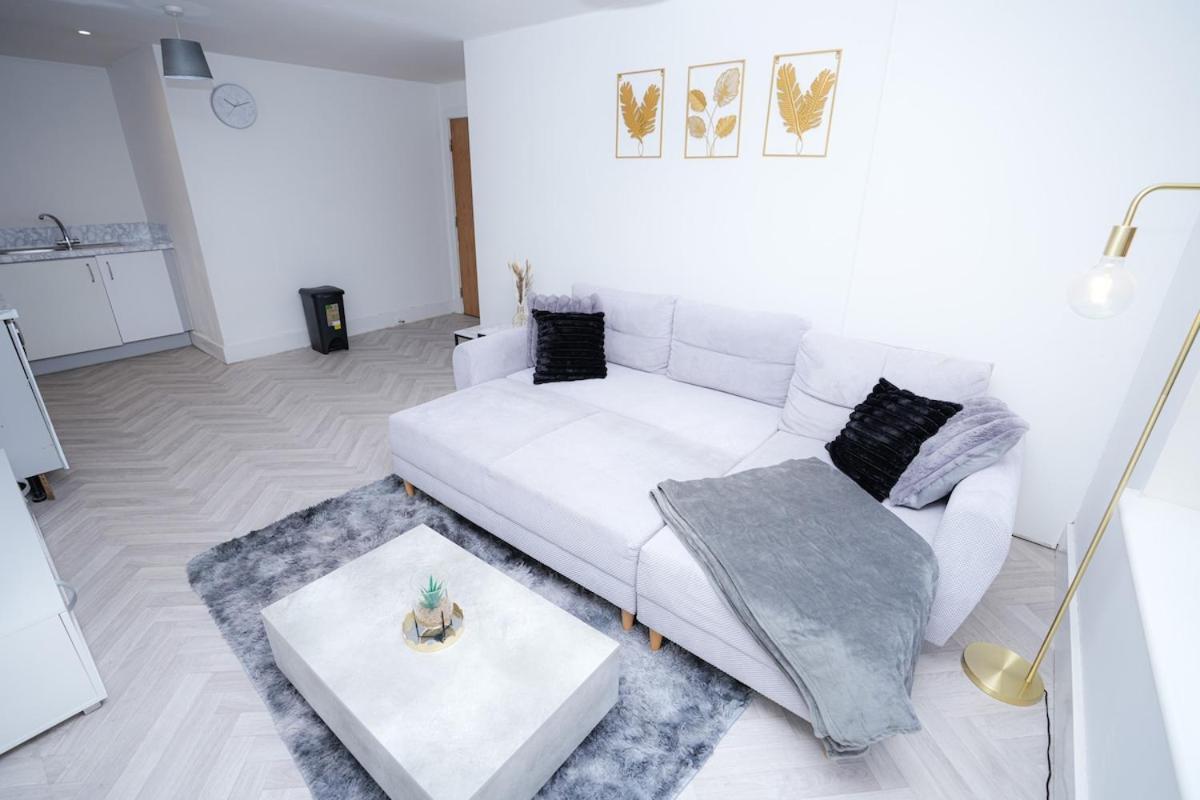 Apartment 2 Bed - Bham Centre, Next To Utility Arena - Free Parking!