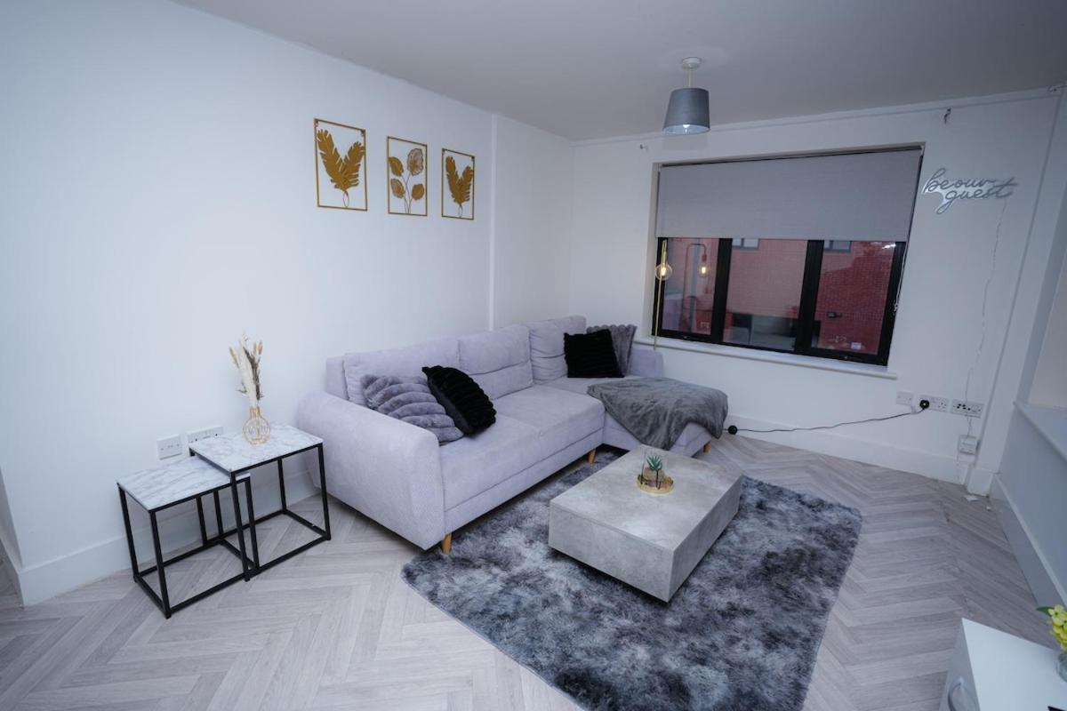 2 Bed - Bham Centre, Next To Utility Arena - Free Parking! Apartment *