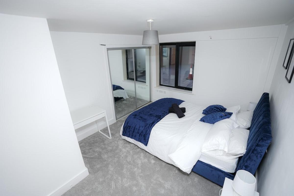 Apartment 2 Bed - Bham Centre, Next To Utility Arena - Free Parking! *