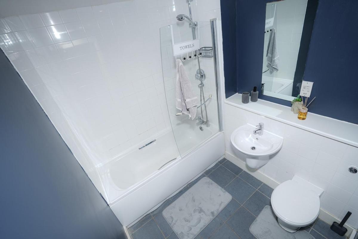 2 Bed - Bham Centre, Next To Utility Arena - Free Parking!